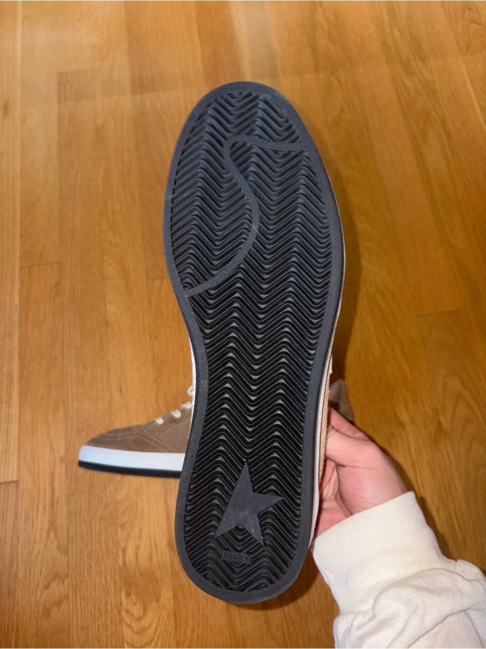 Men's Golden Goose Ball Star Suede Leather Sneakers - Picture 6 of 8